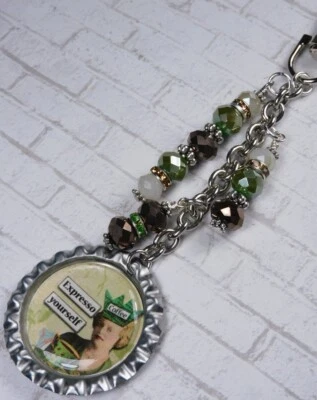 Cartera Expresso Yourself bolso con dije clip cristal estrás verde marrón hecha a mano Foto 1 de 4