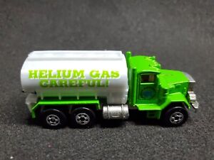 Hot Wheels Blimp & Support Team 5-Pack Exclusive Peterbilt Tank Truck - Helium