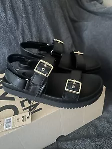Madden NYC Womens 8.5 Mona Sandals Double Buckle Comfort Footbed Adjustable - Picture 1 of 3