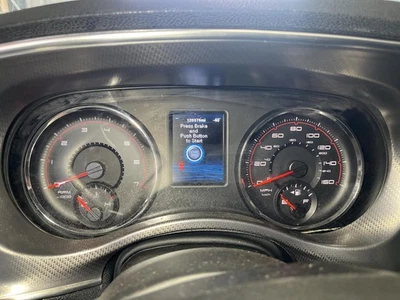 Medidor de velocímetro usado se adapta a: Dodge Charger Cluster 2011 MPH 160 MPH sin policía p Foto 1 de 4