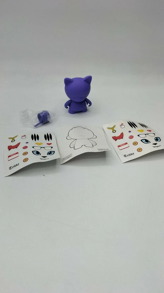 Superplastic Purple Uberjanky Figure Foomy Munny World NO BOX Gd39 - Immagine 1 di 1