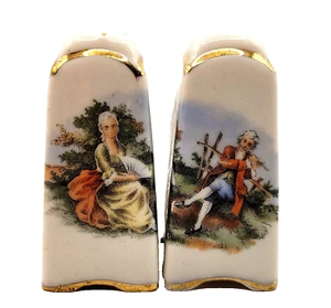 FORT NECESSITY PA Vintage 1950s Souvenir Salt and Pepper Shakers COLONIAL Theme - Picture 1 of 9
