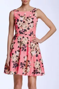 Nuevo con etiquetas Precio de venta sugerido por el fabricante $138 - Betsey johnson Vestido Floral Recorte para Mujer, Rosa Multi, Talla 12 - Imagen 1 de 2