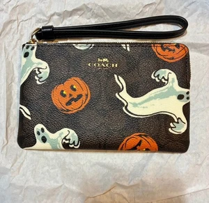 Coach Corner Zip Wristlet Bag Clutch Signature Halloween Ghost Pumpkin Print NWT - Picture 1 of 4