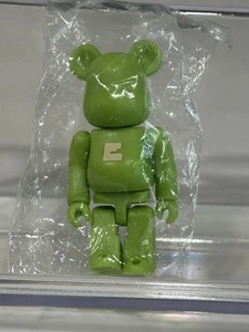 Medicom Toy Bearbrick 100% Series 49 Be@rbrick Basic Letter " E” - Picture 1 of 3
