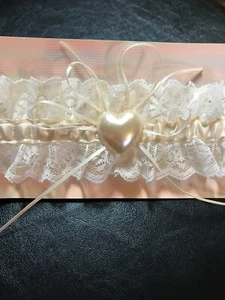 NEW WEDDING GARTER, FROM LOCAL WEDDING SHOP, NOW CLOSED. MANY LISTED.(GRY-99-19) - Picture 1 of 2