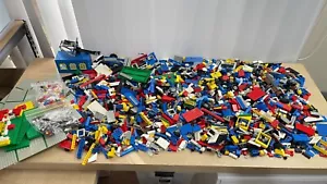 LEGO - VINTAGE BULK w/figures - 9kgs - Classic Space, Fabuland, City System - Bild 1 von 10