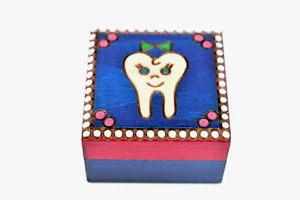 Tooth Box For Baby Teeth Tooth Fairy Boy's Keepsake Wood Box Baby Tooth Holder - Picture 1 of 7