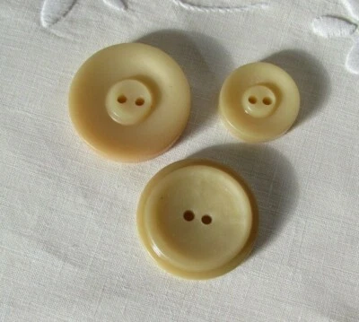 Butterscotch Bakelite Buttons, Vintage - Image 1 of 4