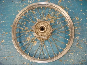HONDA CR250R RUOTA POSTERIORE OEM - Foto 1 di 13