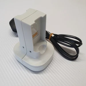 Genuine Official Microsoft Xbox 360 Quick Charge Kit Battery Charger White #5942 - Picture 1 of 4