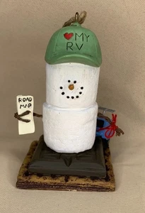 The Original S'mores Midwest "Love My RV" Snowman Christmas Holiday Ornament - Picture 1 of 5