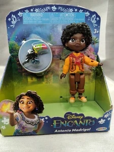 Disney Encanto Movie 3" Figur Antonio Madrigal Puppe Zubehör Tukan 2021 Jakks - Bild 1 von 4