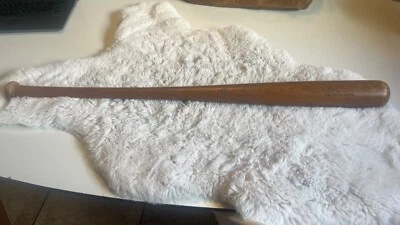 Vintage Hillerich Bradsby, Yogi Berra, 34.875” #9 LEADER Baseball Bat - Image 1 of 4