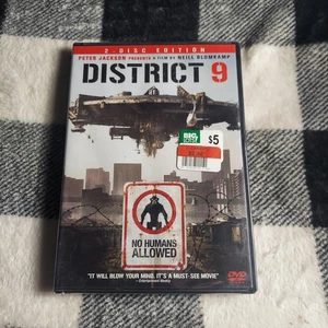 District 9 (DVD, 2009, 2-Disc Set) Brand New Factory Sealed Special Features  - Picture 1 of 2