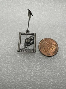 Vintage Old Faithful Yellowstone Park Wyoming sterling charm B7-1 - Picture 1 of 5
