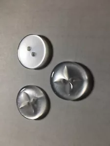 12 PC PKG. NEW 3/4 INCH WHITE PEARL FINISH STAR DESIGN BUTTON - Picture 1 of 3
