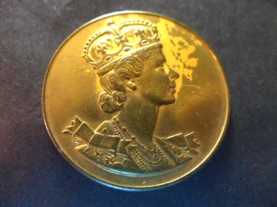 1953 QE2 Coronation Gilt Medal .. GC - Image 1 of 2