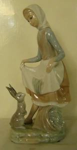 LLadro Porcelain "RABBIT'S FOOD" #4826. 24cm; 1972-94 - Picture 1 of 7