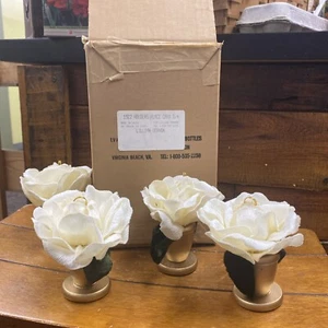 4 Vintage Lillian Vernon 4 " Ivory Fabric Flower- Gold Pot Place Card Holders - Picture 1 of 16