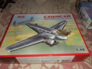 ICM 48181, 1/48 C-45F/UC-45F WWII PASSENGER AIRCRAFT PLASTIC MODEL KIT W/ EXTRAS - Picture 1 of 13