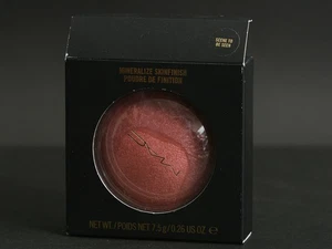 MAC MINERALIZE SKINFINISH - SCENE TO BE SEEN (A53) - BNIB - DIVINE NIGHT 2013 - Picture 1 of 1