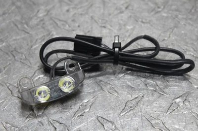 LUZ DE MATRÍCULA HARLEY-DAVIDSON CUARENTA Y OCHO HIERRO 883 SETENTA Y DOS 67900157 Foto 1 de 4