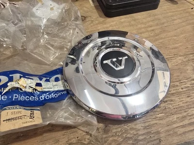Tapacubos central Volvo 240 242 244 245 acero inoxidable 1 pieza **TEMPRANO** GL #2 Foto 1 de 4