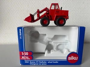 Kramer Radlader 411 in rot  SIKU #3563  1:50  OVP - Bild 1 von 7
