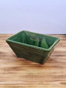 Vintage Übertopf grün USA Rechteck Keramik 5,75 x 4 Zoll markiert Boden MCM - Bild 1 von 10