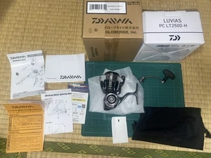 Daiwa 24 Lubias Pc Lt2500-H - Picture 1 of 4