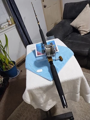 Caña de pescar de arrastre 5'10" pesada 30-50 lb 1 pieza y carrete Penn Super Mariner Foto 1 de 4