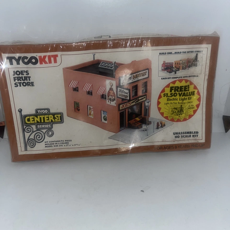 Vintage TYCO HO Scale Railroad Model Kit Joe's Fruit Dentist 7797 N386