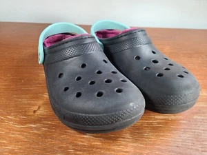 Crocs Unisex Classic Lined Fuzzy Clogs Black/Pink Mens Size 8 Womens Size 10 - Picture 1 of 10