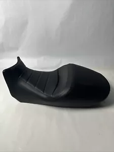 2015 Ducati Diavel Dark Rider Driver Passenger Dual Saddle Seat 59521991AA EUC - Foto 1 di 13
