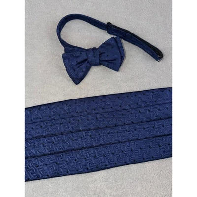 Conjunto de pajarita con patrón geométrico azul marino para hombre formal ¡Envío rápido! Foto 1 de 2