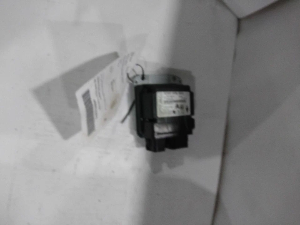 Chassis ECM SRS Fits 13-16 MKZ 354224 - Imagem 1 de 3