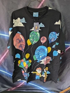 T-shirt Disney Pixar Up Movie look vintage AOP 2XL The Shirt Farm nuova con etichetta  - Foto 1 di 14