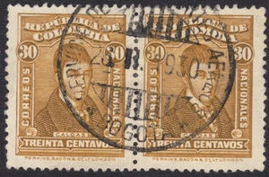 1926-29 Colombia SC# 402 - Caldas - pair - Used - Picture 1 of 2