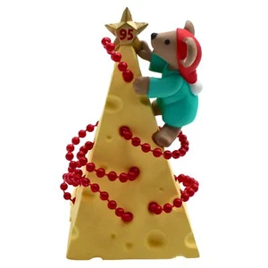 Hallmark Ornament: 1995 Chris Mouse Tree | QLX7307 - Picture 1 of 2