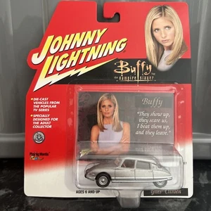 Johnny Lightning Buffy the Vampire Slayer Giles Citroen with Buffy Card - Picture 1 of 9