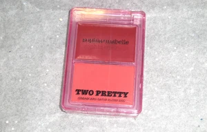 Sophia + Mabelle Two Pretty Cream and Satin Blush Duo in STRAWBERRY SORBET 6g - Bild 1 von 6