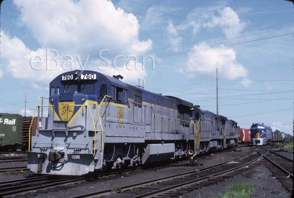 Diapositiva original - Delaware & Hudson U33C 760 Baldwin Sharks Binghamton NY en 1975 Foto 1 de 1
