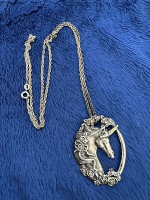 Collar colgante vintage de plata esterlina 925 Gorham unicornio caballo, 24 pulgadas de largo Foto 1 de 4