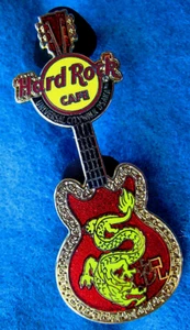 UNIVERSAL OSAKA IMPERIAL DRAGON NEW YEAR GIBSON ES GITARRE Hard Rock Cafe PIN LE - Bild 1 von 1