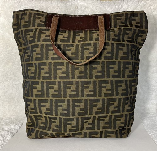 Fendi Autentica vintage anni 90 Zucca logo FF tela pieghevole tote bag.