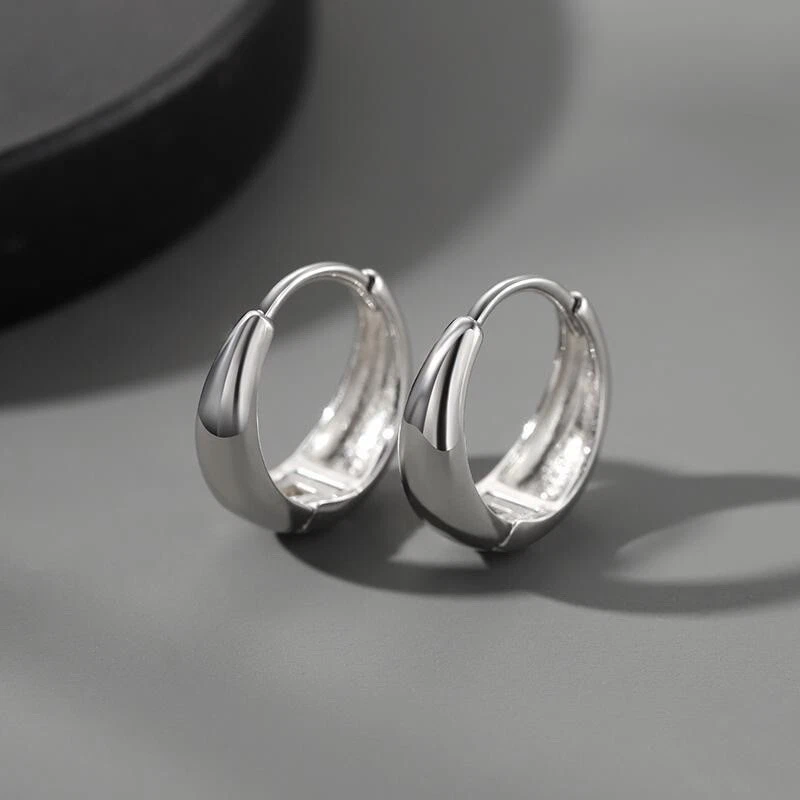 Pendientes de aro pequeños de 13 mm para hombre mujer clásicos tono plata joyería de moda Foto 1 de 4