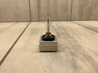 原始设备制造商 2005 - 2010 克莱斯勒 300 头灯灯泡 04865941AC — 第 1/4 张图片