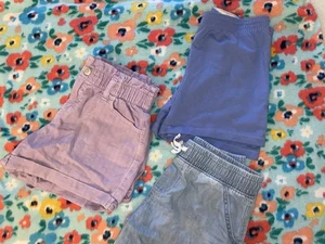 3 Pairs Of Girls Shorts 10/12 - Picture 1 of 4