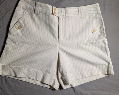 Bermuda BR Banana Republic 14 Martin Fit branca 5" costura interna feminina listra de giz algemada - Imagem 1 de 4